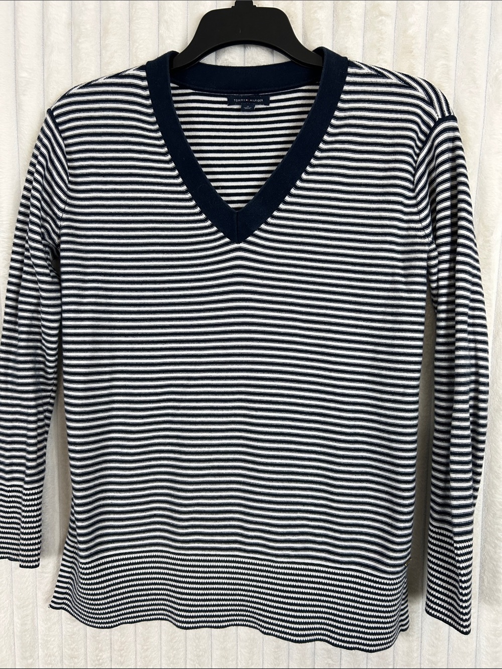 Tommy Hilfiger Navy and White Striped V-Neck Sweater M preppy nautical